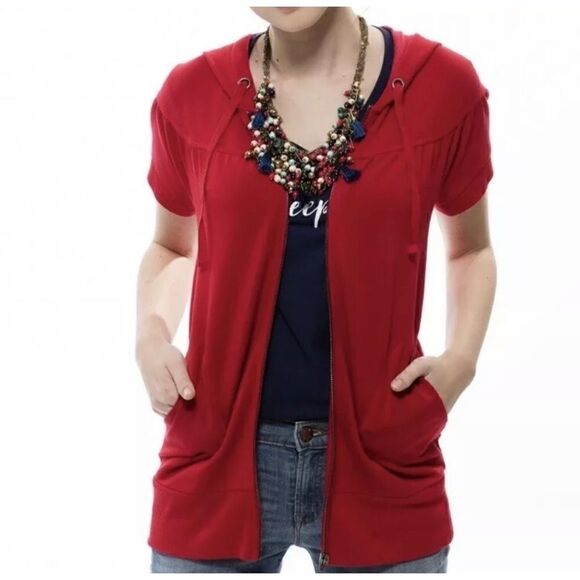 Evy’s Tree red hooded zip up Veronica top - Picture 1 of 7